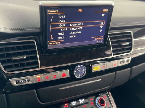 Used 2017 Audi A8 L 4.0T image 22