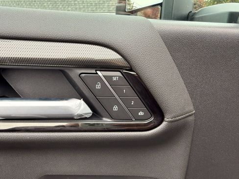 New 2026 GMC Sierra 3500 AT4 image 27