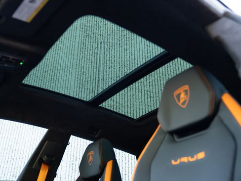 Used 2024 Lamborghini Urus S AWD/4WD image 41