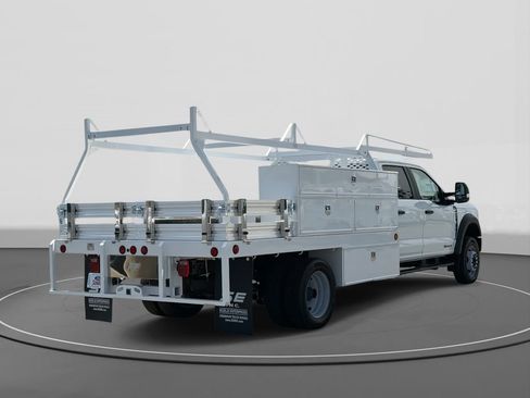 New 2025 Ford F550 4x4 Crew Cab Super Duty image 4