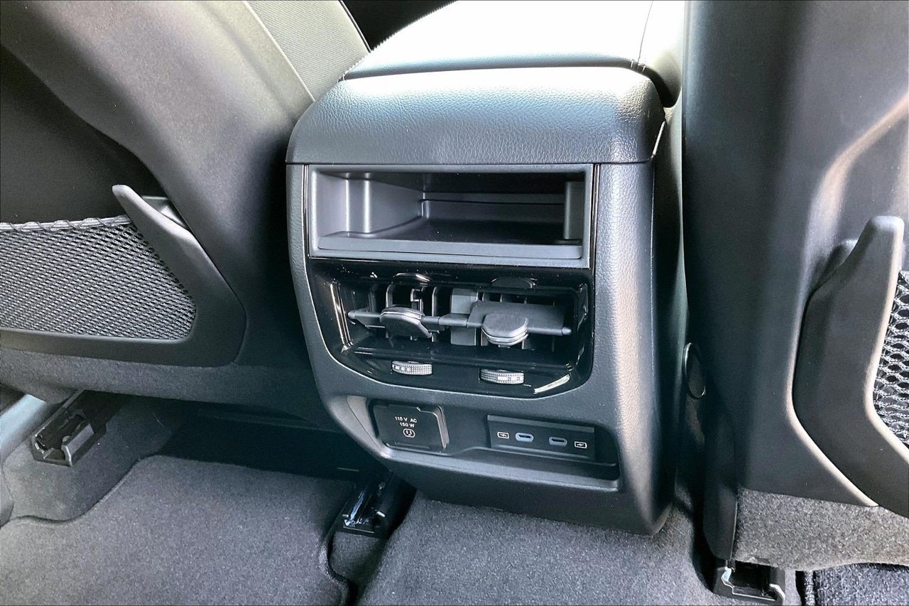 New 2027 Jeep Grand Cherokee Altitude AWD/4WD image 15