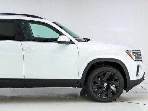New 2026 Volkswagen Atlas SE FWD image 52