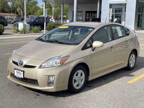 Used 2010 Toyota Prius FWD image 3