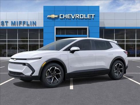 New 2026 Chevrolet Equinox EV LT w/ Comfort Package AWD/4WD image 2