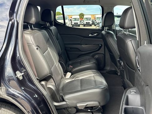 Used 2021 GMC Acadia SLT AWD/4WD image 26