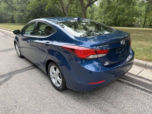 Used 2016 Hyundai Elantra Value Edition FWD image 3