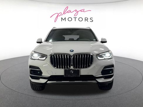 Certified 2023 BMW X5 xDrive45e w/ Climate Comfort Package AWD/4WD image 3