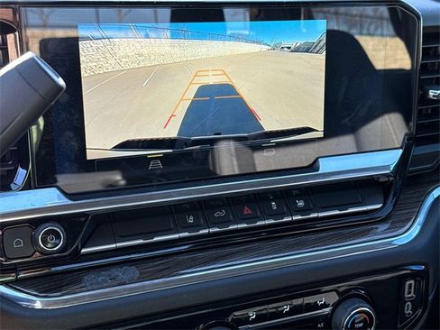 Used 2024 Chevrolet Silverado 2500 LT image 26