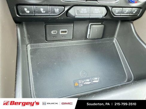 Used 2021 GMC Yukon XL SLT w/ SLT Luxury Plus Package image 40