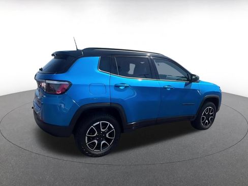 Used 2025 Jeep Compass Trailhawk AWD/4WD image 15