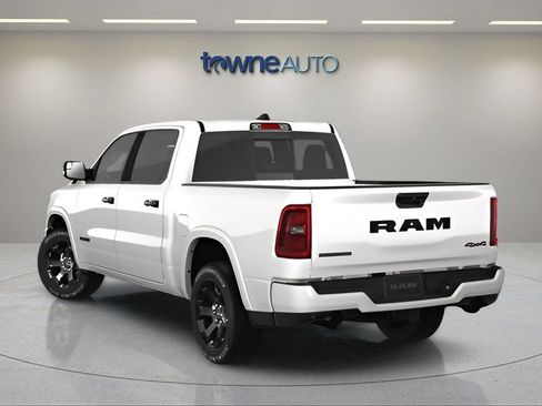 Used 2025 RAM 1500 Big Horn AWD/4WD image 6