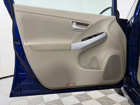 Used 2011 Toyota Prius Two image 21