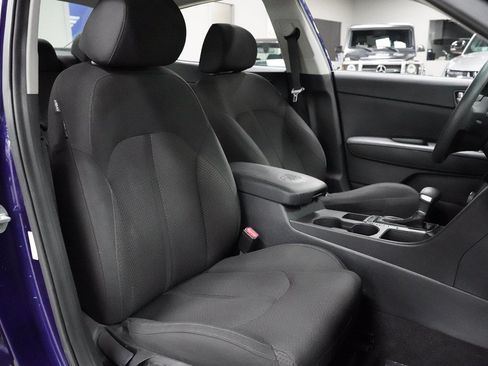 Used 2017 Kia Optima LX FWD image 32