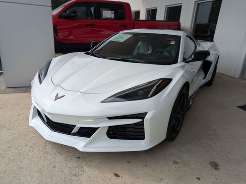 Used 2025 Chevrolet Corvette E-Ray w/ Battery Protection Package image 5