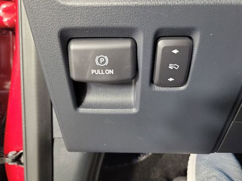 Used 2023 Ford F150 Lariat w/ Equipment Group 502A High image 29