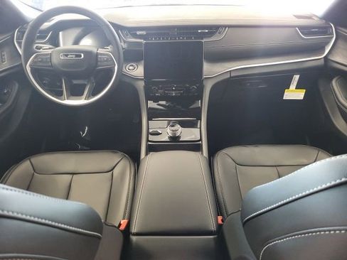 New 2025 Jeep Grand Cherokee L Limited image 43