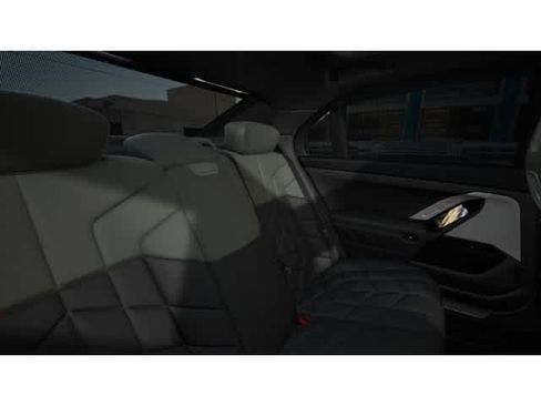 New 2025 BMW 740i image 12