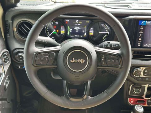 Used 2025 Jeep Wrangler Unlimited Sport S 4xe AWD/4WD image 12
