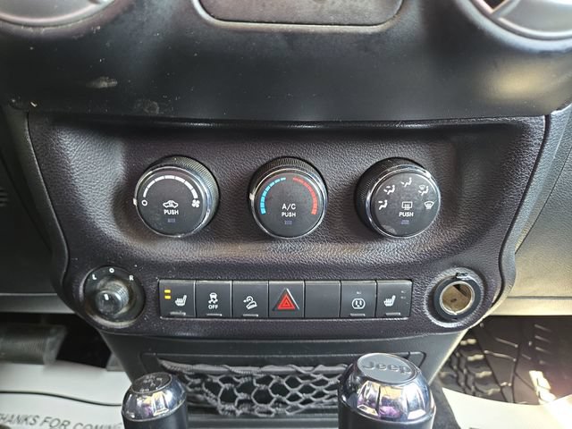 Used 2018 Jeep Wrangler Unlimited Rubicon w/ Cold Weather Group AWD/4WD image 20