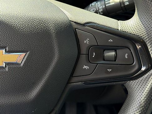 Used 2025 Chevrolet Trax LT image 15