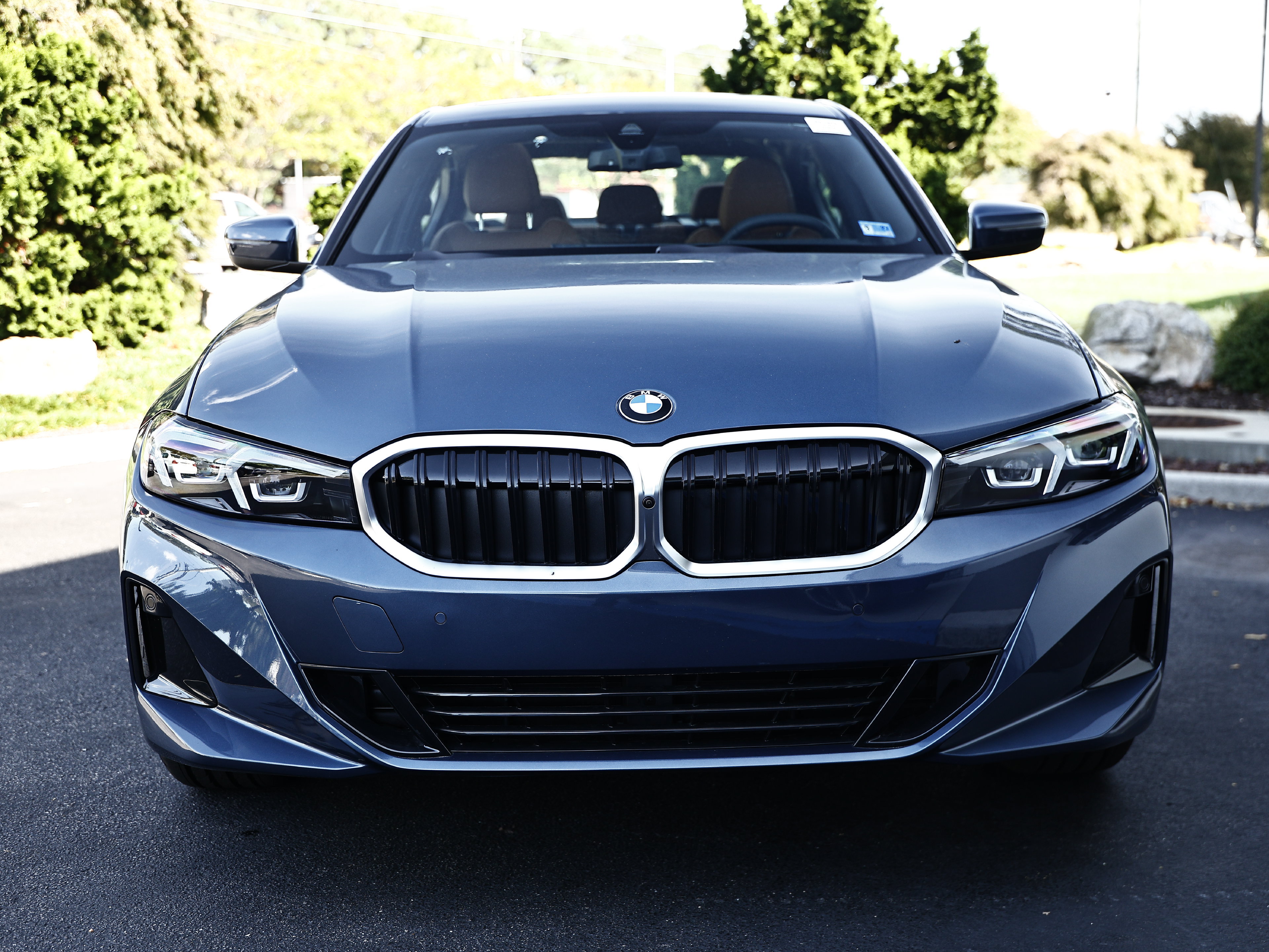 New 2026 BMW 330i xDrive Sedan w/ Premium Package AWD/4WD image 12