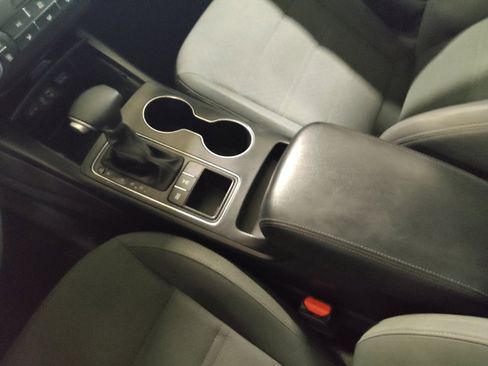 Used 2020 Kia Sorento AWD V6 image 26