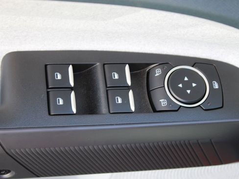 New 2025 Ford Maverick XLT w/ XLT Luxury Package image 18