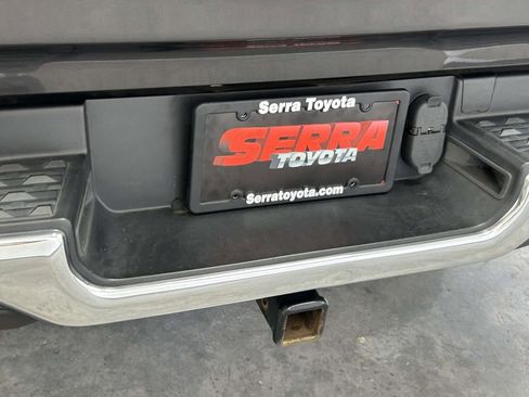 Used 2021 RAM 1500 Big Horn AWD/4WD image 12