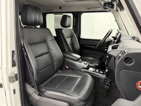 Used 2017 Mercedes-Benz G 550 image 28