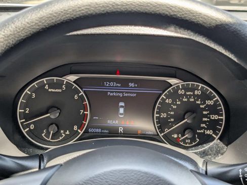 Used 2024 Nissan Altima 2.5 SV FWD image 26
