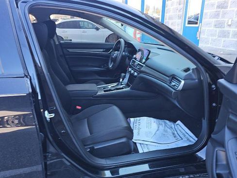 Used 2022 Honda Accord LX image 6
