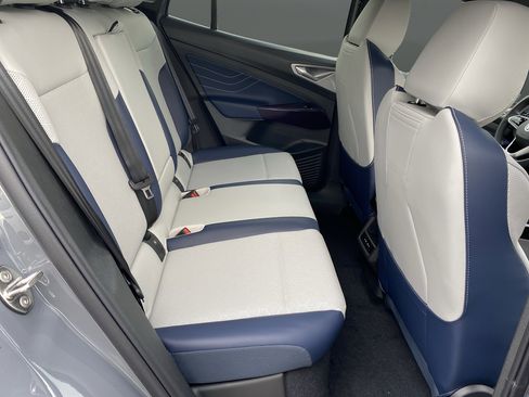 New 2025 Volkswagen ID.4 Pro S AWD/4WD image 31