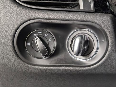 Certified 2026 Porsche Macan image 34