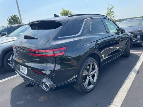 Used 2022 Genesis GV70 3.5T Sport AWD/4WD image 3