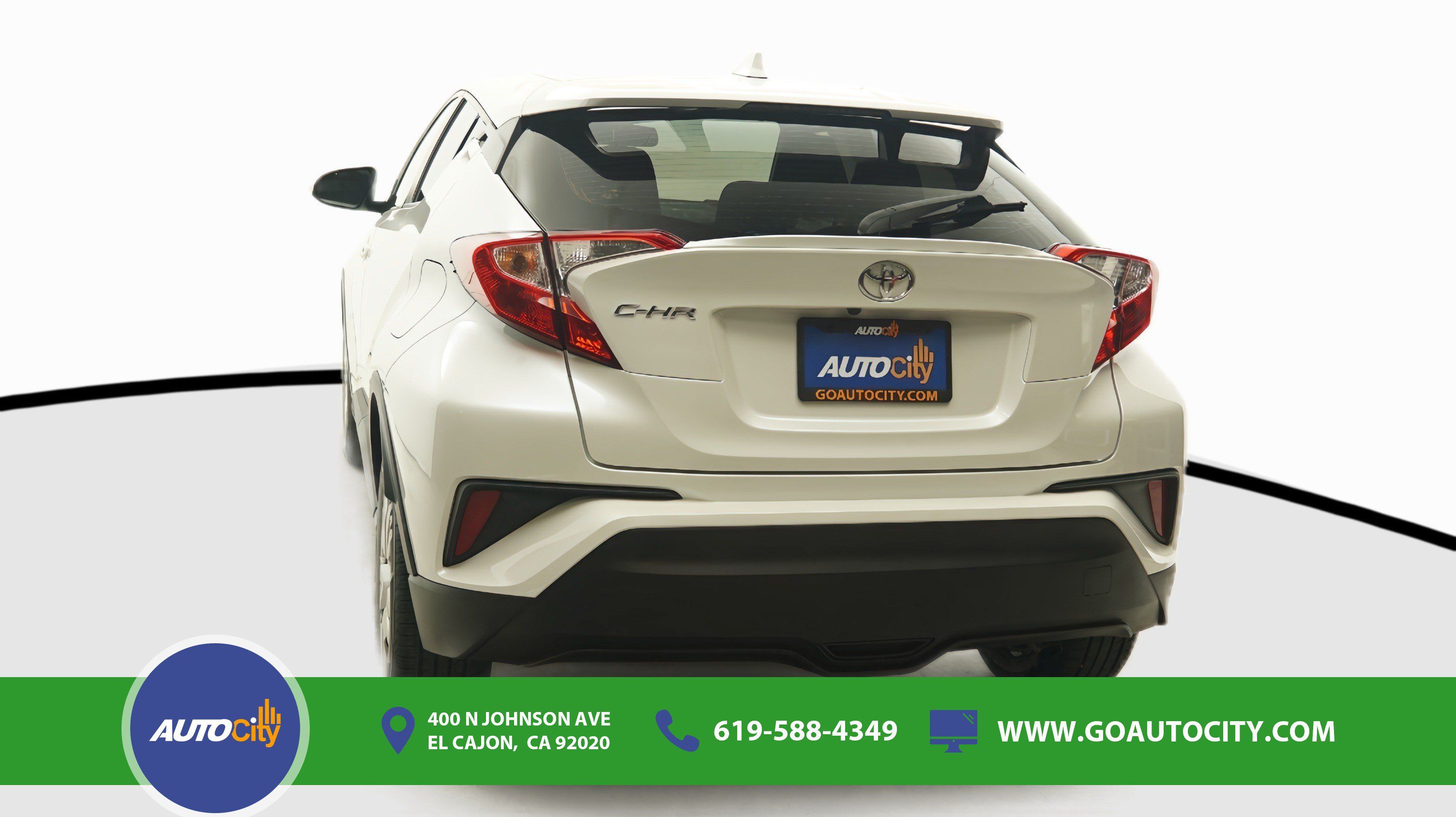 Used 2019 Toyota C-HR LE FWD image 15