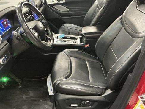 Used 2020 Ford Explorer ST image 13