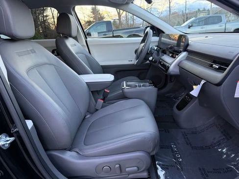 Used 2025 Hyundai Ioniq 5 SEL image 20