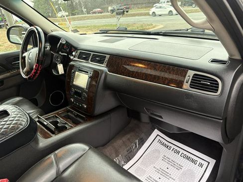 Used 2014 GMC Yukon Denali image 22