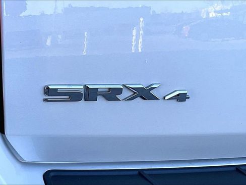 Used 2016 Cadillac SRX Performance w/ Driver Awareness Package image 8