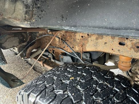 Used 2011 Ford F250 XL image 30