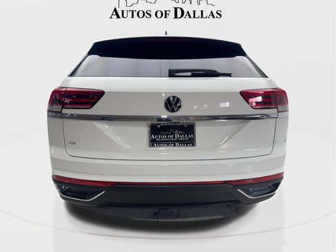 Used 2021 Volkswagen Atlas Cross Sport SE image 7