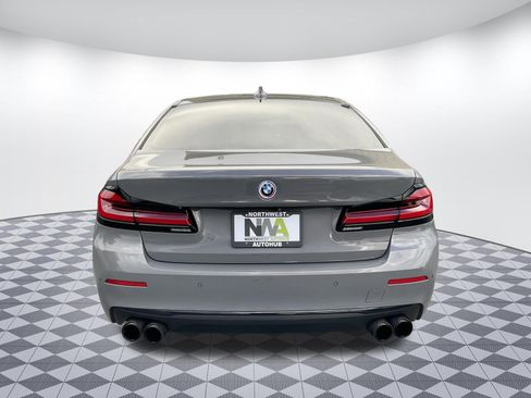 Used 2021 BMW 530i xDrive w/ Premium Package AWD/4WD image 5