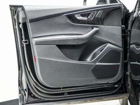 Used 2023 Audi Q8 Prestige image 43