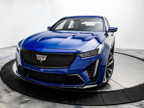 Used 2022 Cadillac CT5 V Blackwing image 3