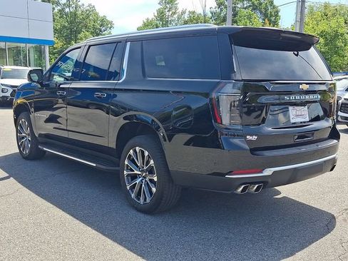 Used 2026 Chevrolet Suburban High Country w/ Sun And Tow Package AWD/4WD image 4