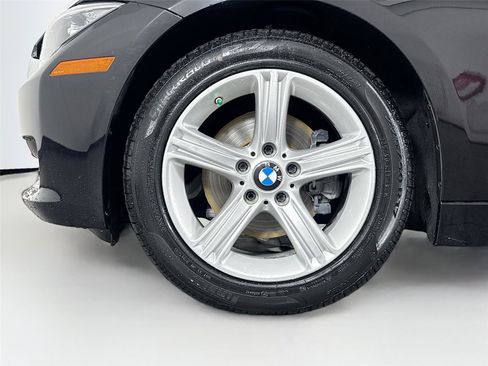 Used 2015 BMW 320i xDrive Sedan AWD/4WD image 40