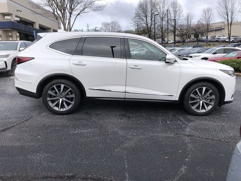 Used 2025 Acura MDX FWD w/ Technology Package image 6