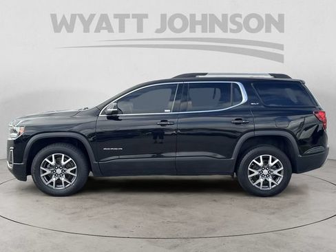 Used 2023 GMC Acadia SLT FWD image 2