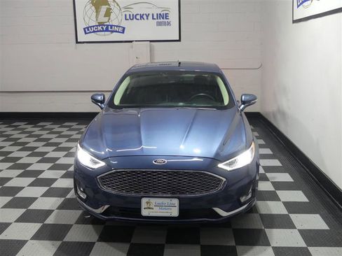 Used 2019 Ford Fusion Titanium image 3