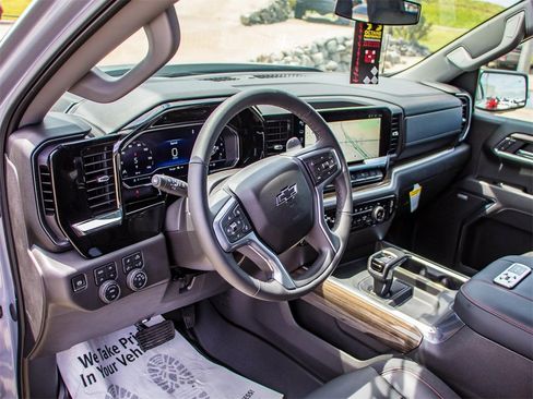 New 2025 Chevrolet Silverado 1500 RST w/ Convenience Package II AWD/4WD image 34